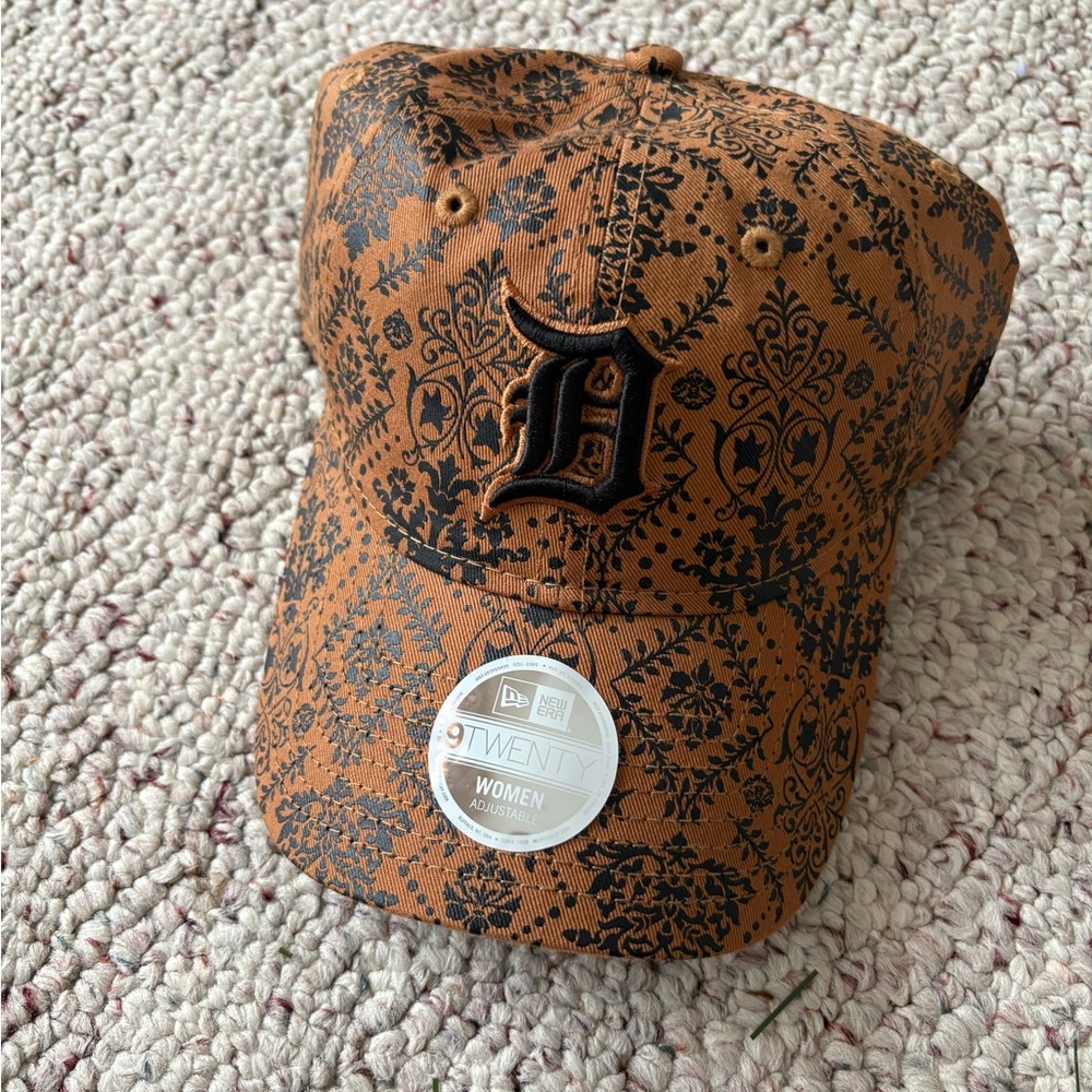 Women’s Detroit tigers hat